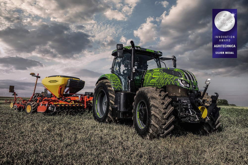 Steyr Hybrid CVT wint zilveren medaille bij Agritechnica Awards